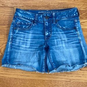 American Eagle midi shorts 4 super super stretch